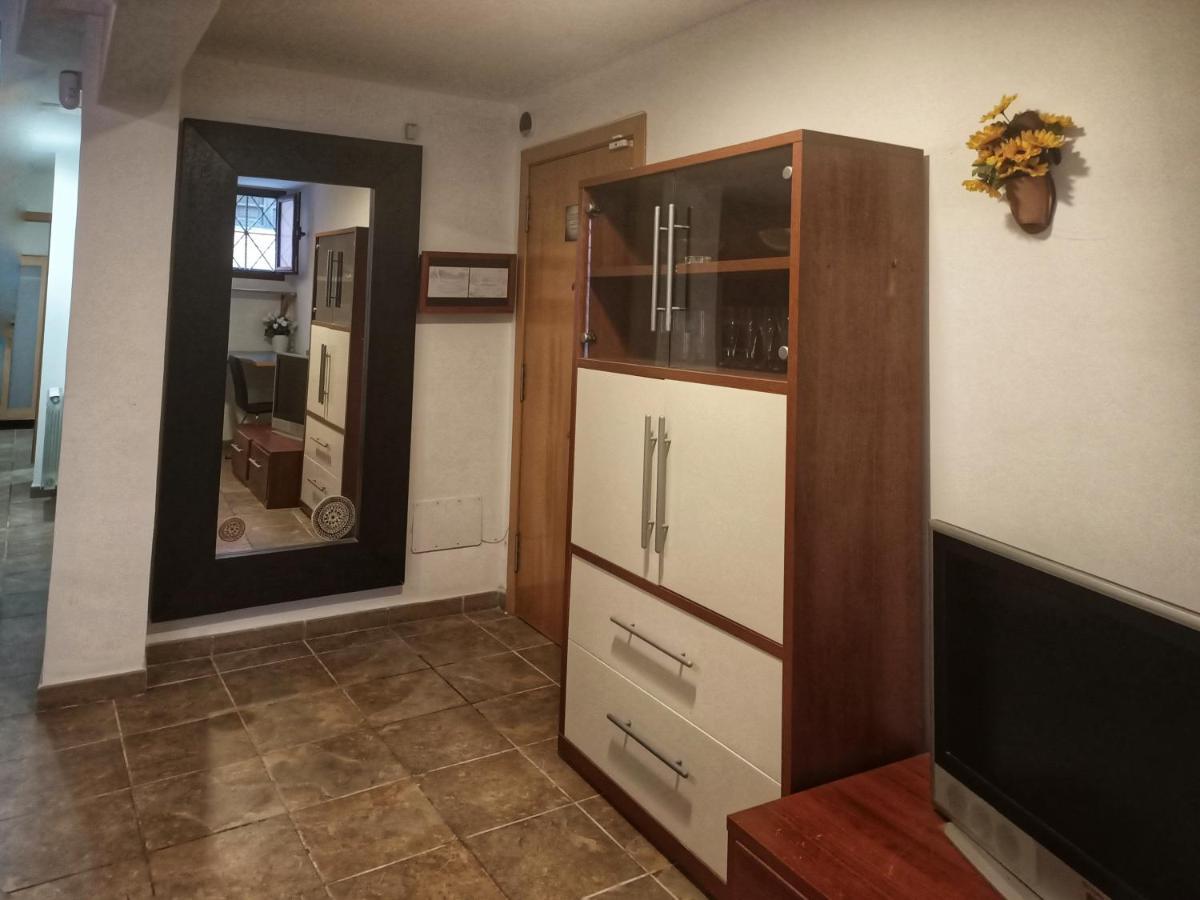 Beautiful Apartment In The Historic Neighbourhood Таррагона Экстерьер фото